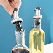 Oil Bottle Stopper  Liquor Dispenser ABS Lock Wine Pourers Flip Top Drink Wine Stopper Leak-proof Nozzle Bottle Cap Kitchen Tool